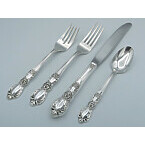 1847 Rogers Bros. is Heritage Cutlery