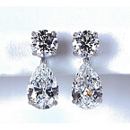 Tiffany & Co. Platinum 3.08Ct D Vs1 Round Pear Diamond Stud Drop Earrings