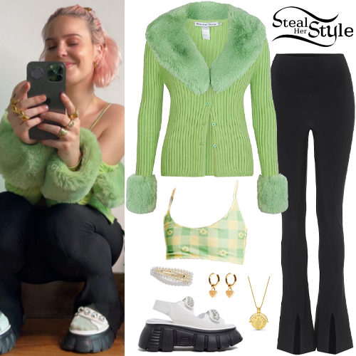 Green Cardigan, Black Legging