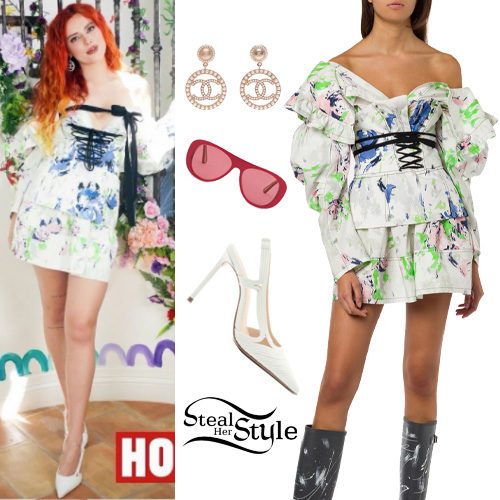 HOLA! Magazine Outfits