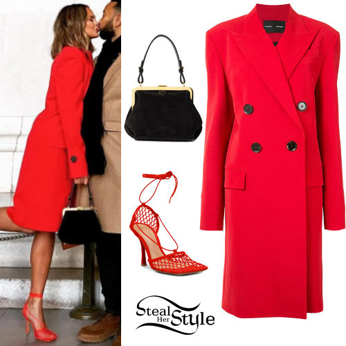 Red Coat and  Pumps