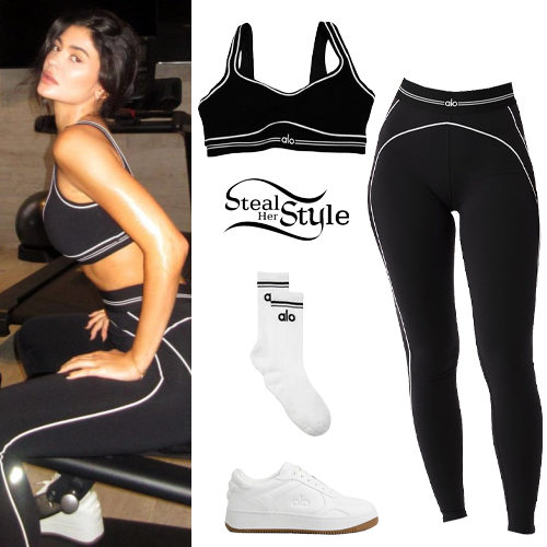 Black Sport Bra and Legging