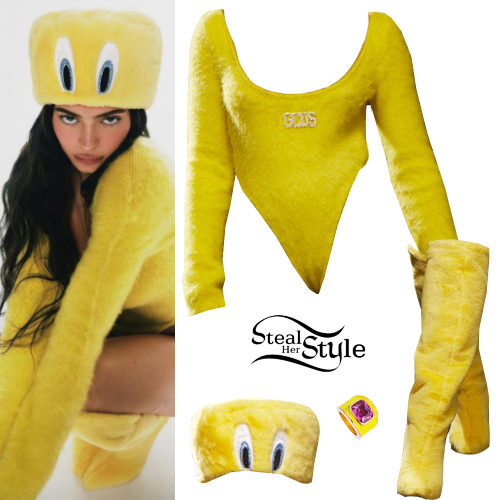 tmrw Magazine Outfits