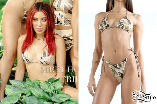 MAXIM France Outfits