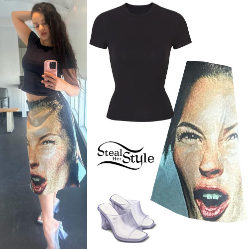 Black T-Shirt, Kate Skirt