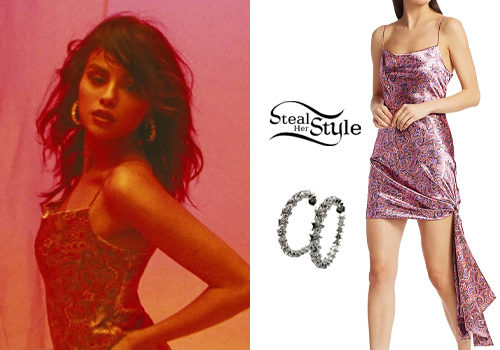 “Baila Conmigo” Outfits