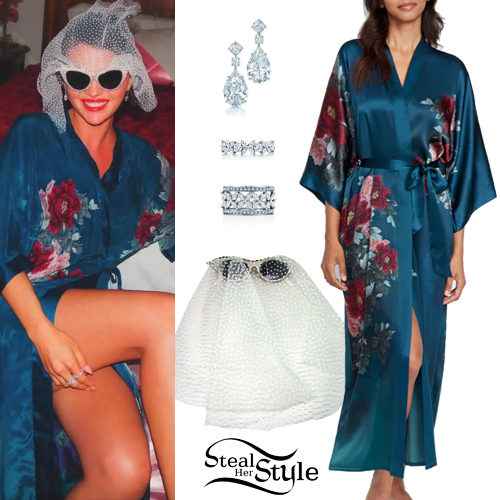 Blue Floral Robe Outfit