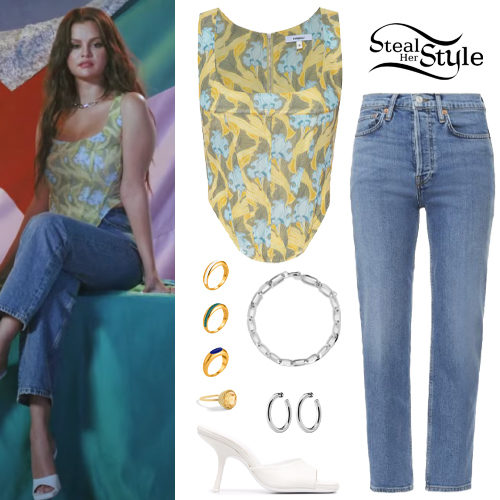 “Calm Down” Music Video