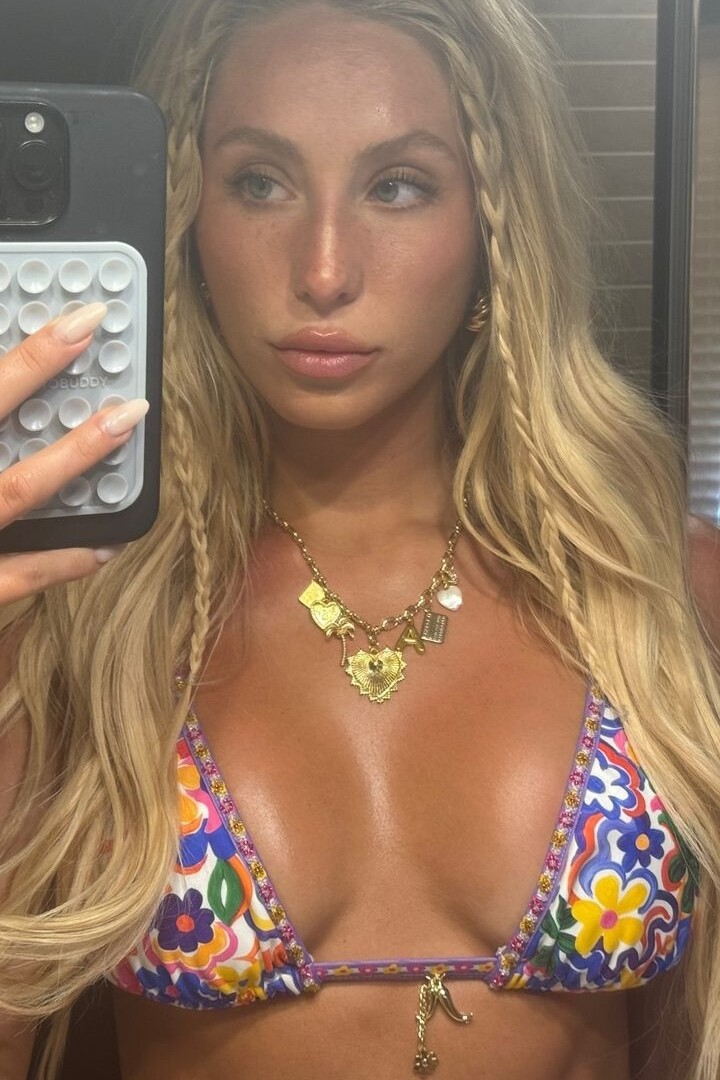 Alix Earle Instagram Story April 21, 2024