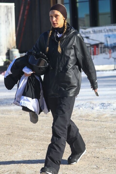 Bella Hadid Aspen December 18, 2022