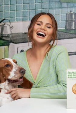 Chrissy Teigen Instagram October 20, 2022