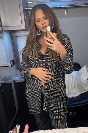 Chrissy Teigen Twitter October 24, 2022