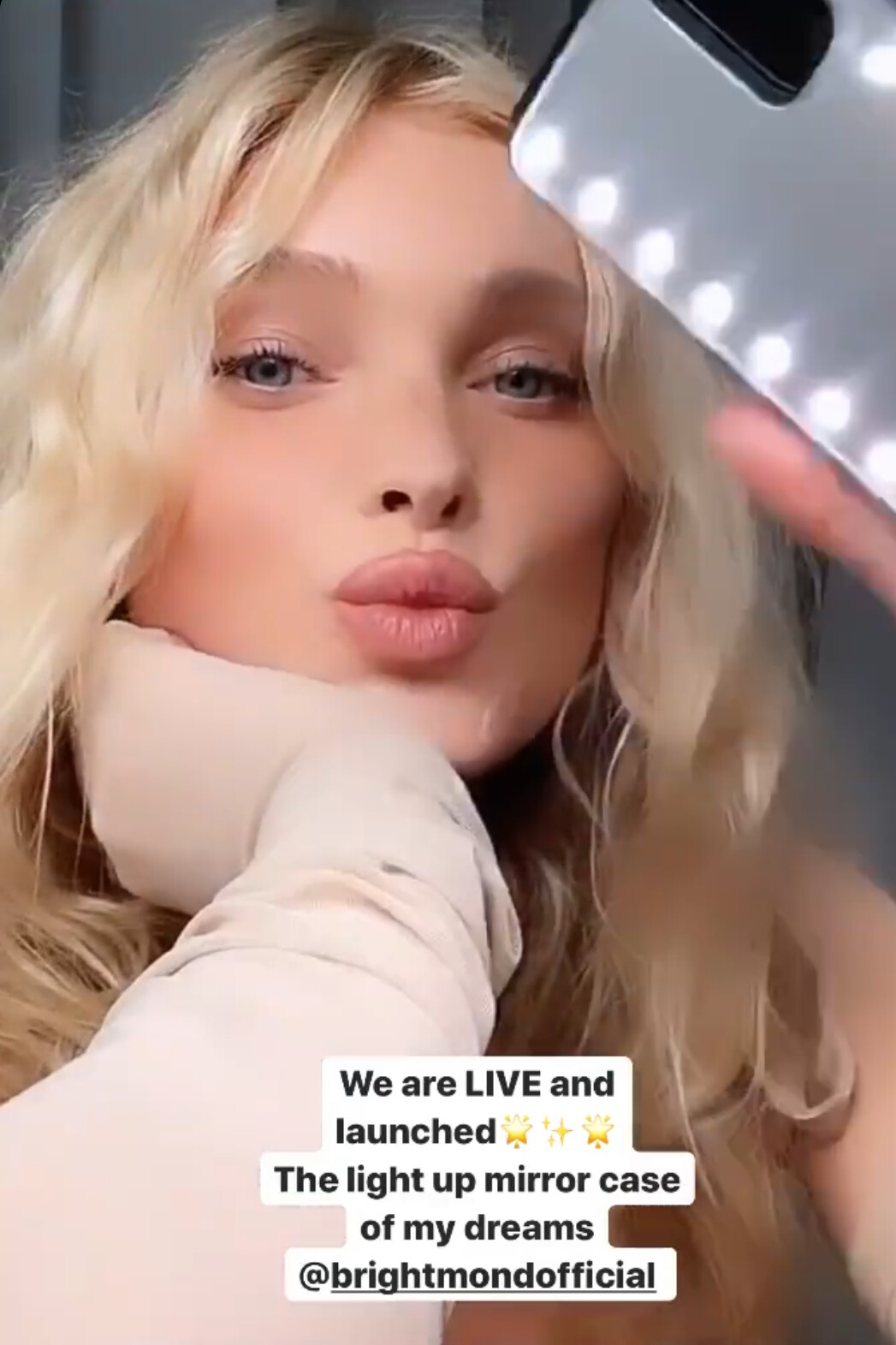 Elsa Hosk Instagram July 1, 2020