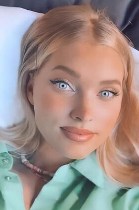 Elsa Hosk Instagram Story August 21, 2021