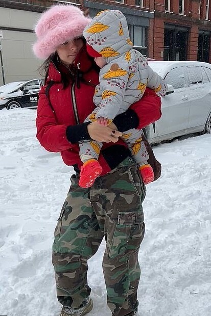 Emily Ratajkowski Instagram January 29, 2022