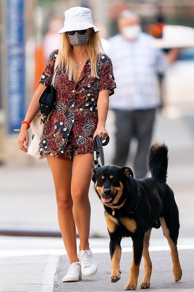 Emily Ratajkowski New York City June 29, 2020