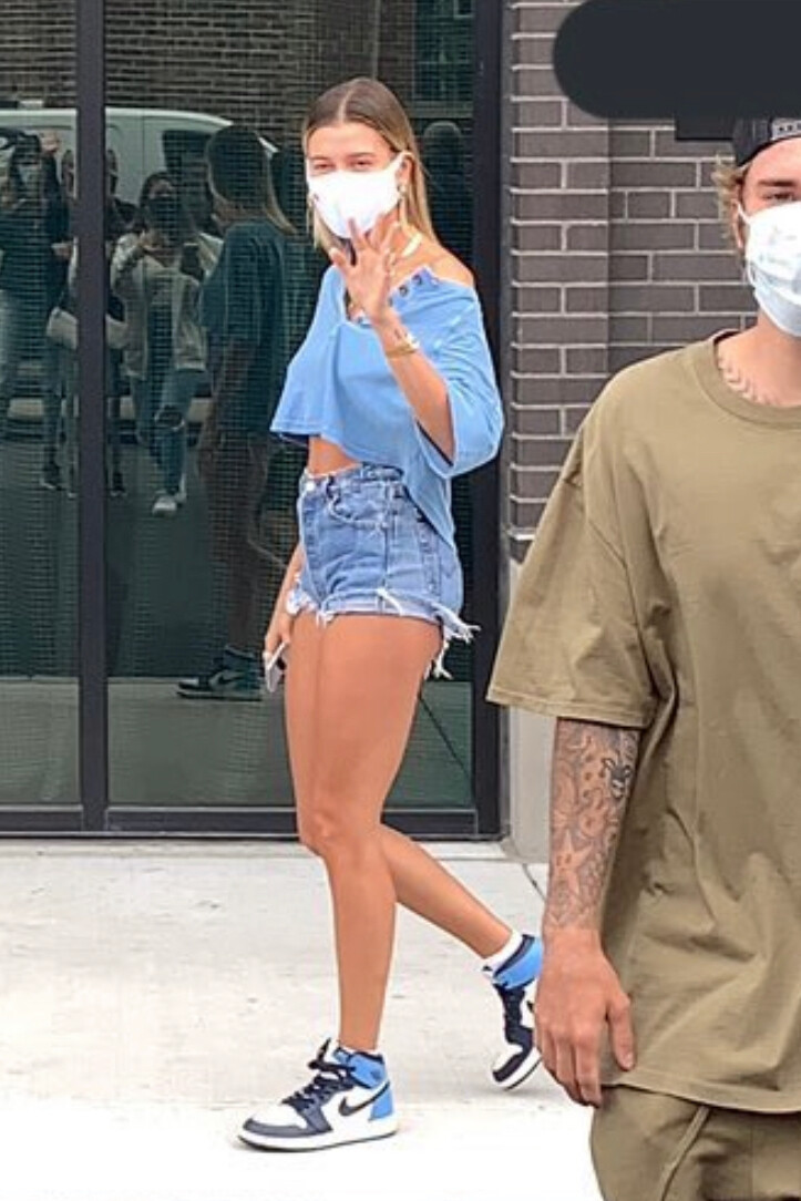 Hailey Bieber Chicago July 30, 2020