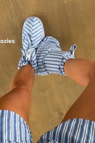 Hailey Bieber Instagram Story December 24, 2024