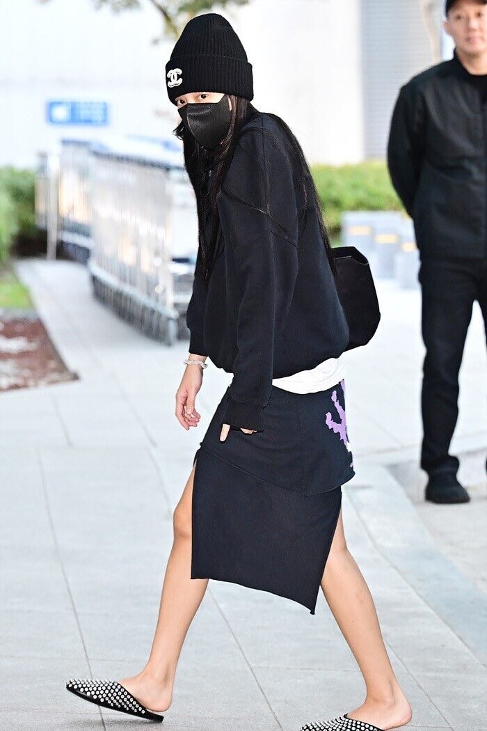 Jennie Kim Incheon Airport October 23, 2025