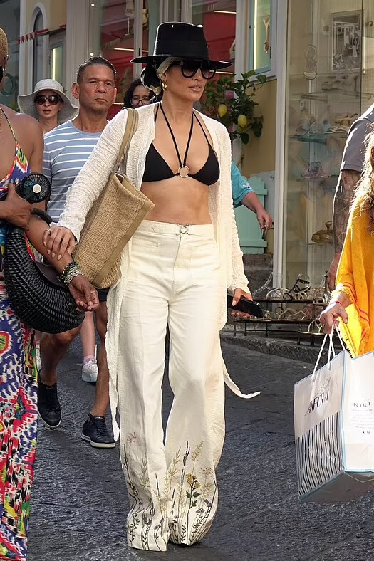 Jennifer Lopez Capri, Italy August 11, 2023