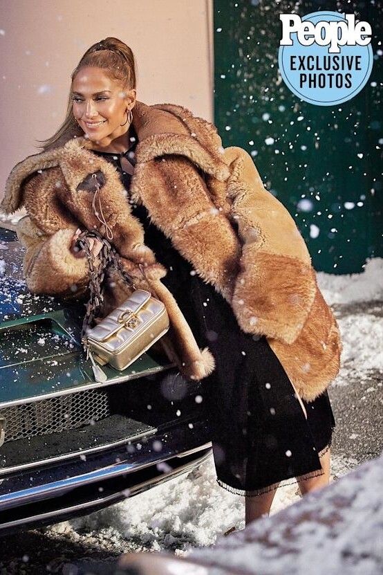 Jennifer Lopez Coach Signature Style November 4, 2021
