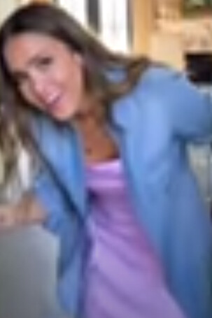 Jessica Alba Backyard Beach Day Birthday Surprise with Lizzy Mathis Jessica Alba Youtube August 8, 2020