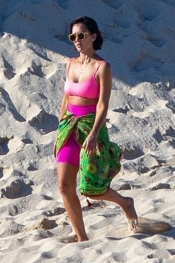 Jessica Alba Cabo San Lucas November 22, 2021