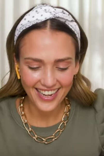 Jessica Alba Getting Honest Get Ready with Me with Rebecca Minkoff! Jessica Alba Youtube March 12, 2021