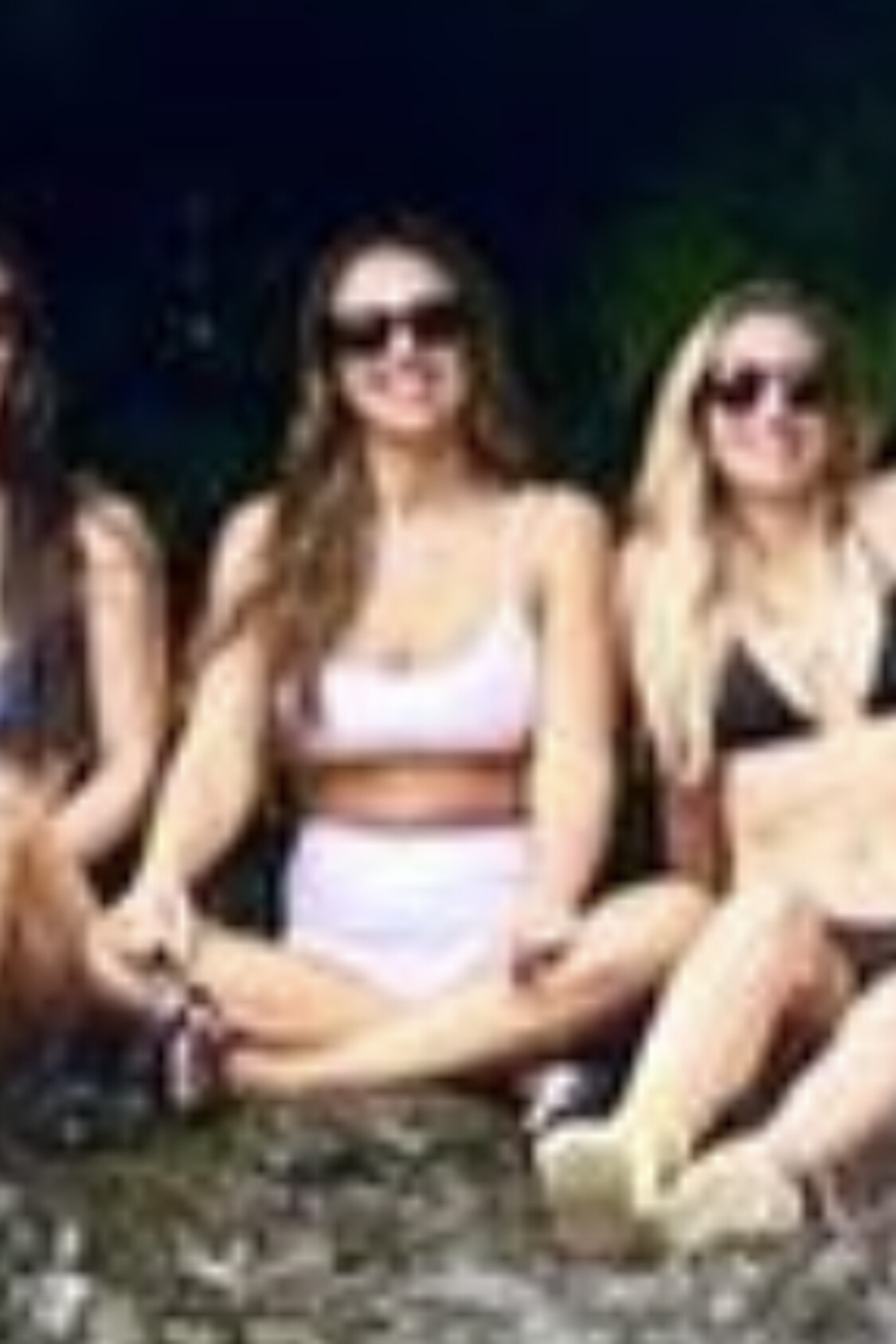 Jessica Alba Hawaii April 3, 2024