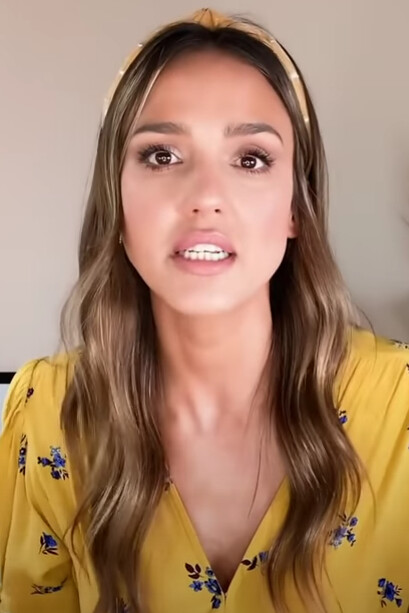 Jessica Alba Ei Tried an 18th Bday Glam with Sofia Vlahos! Jessica Alba Youtube September 10, 2020