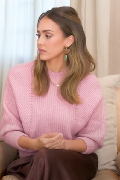 Jessica Alba The Ultimate Mother's Day Gift Guide! with Lizzy Mathis Jessica Alba Youtube April 28, 2021