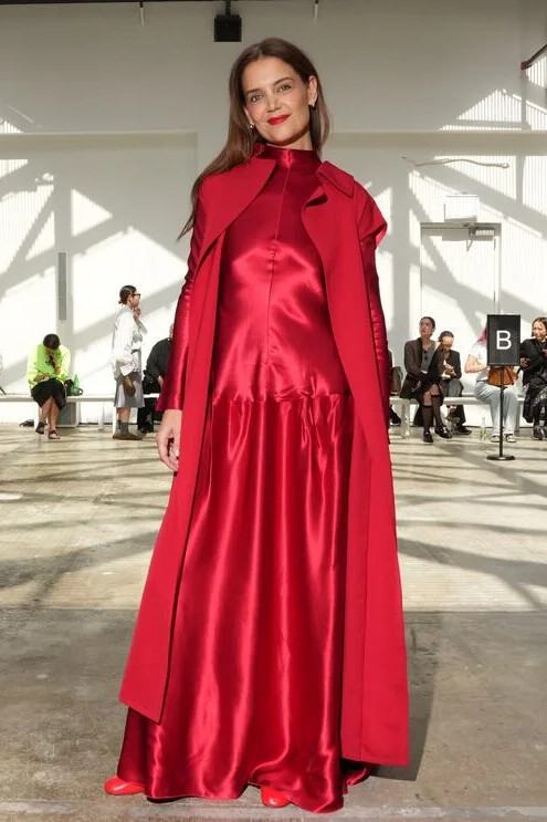Katie Holmes Fforme Fashion Show September 12, 2025