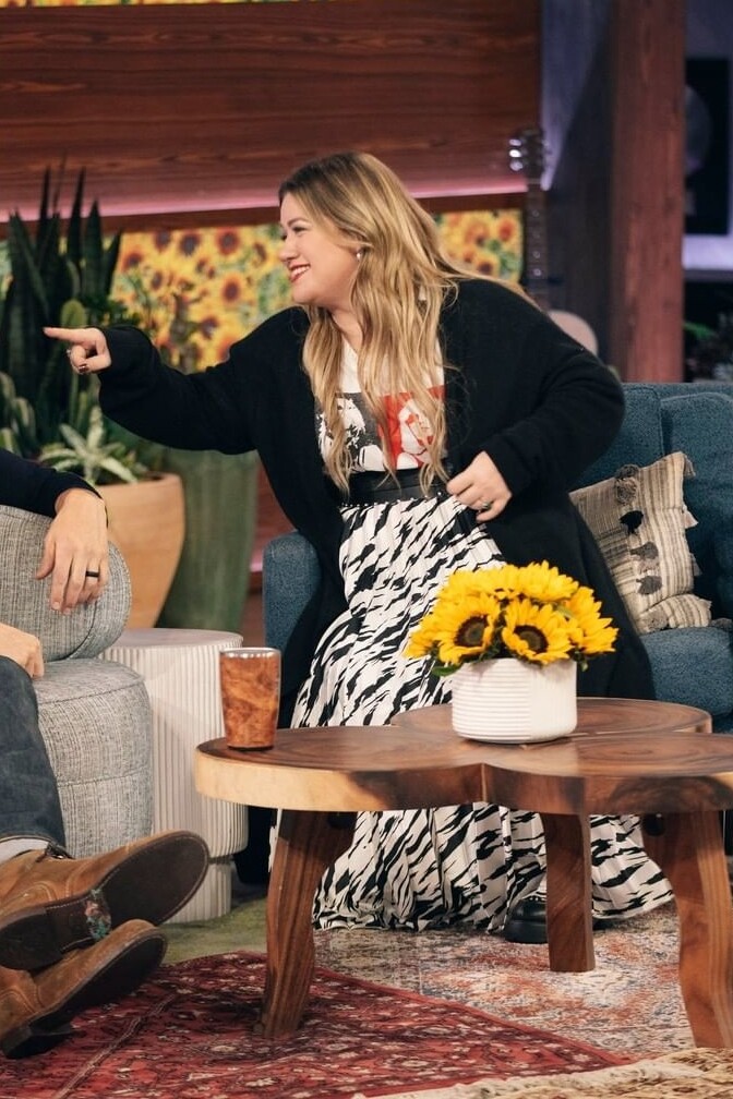 Kelly Clarkson The Kelly Clarkson Show Ep 173 June 17, 2022