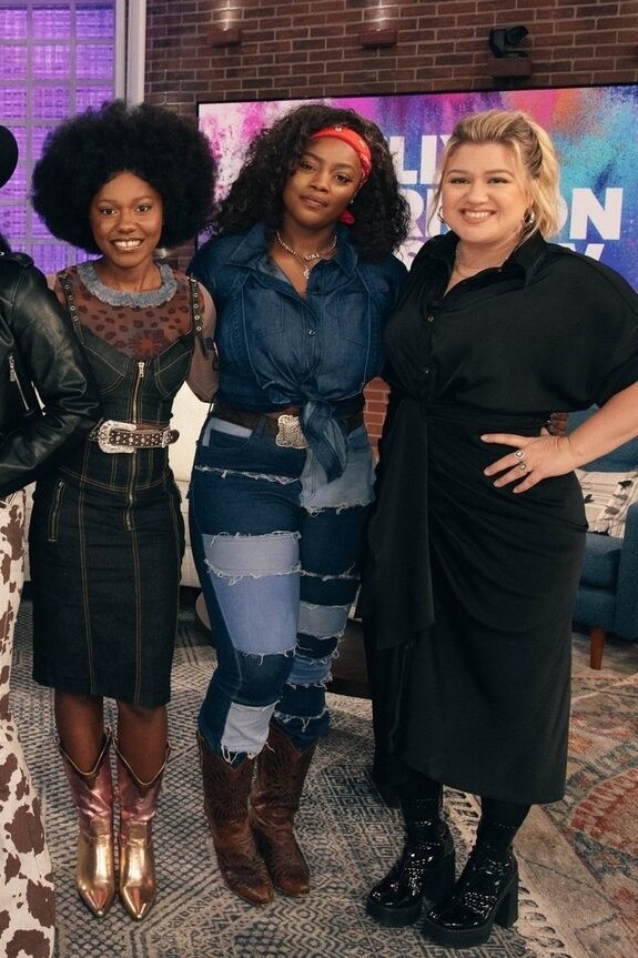 Kelly Clarkson the Kelly Clarkson Show 4.92 February 2, 2023