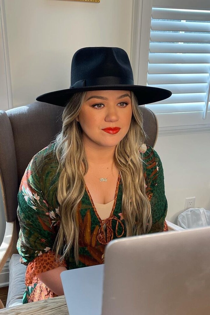 Kelly Clarkson the Voice Season 20 Promo February 8, 2021