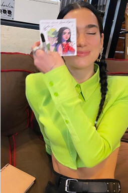 Dua Lipa Instagram Story October 7, 2021