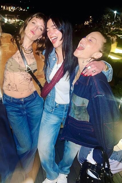 Dua Lipa Instagram Story April 25, 2023