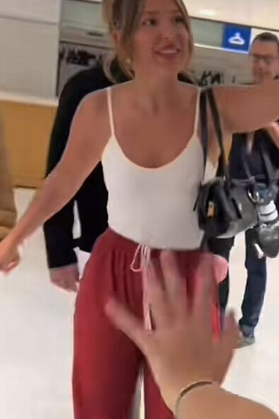 Millie Bobby Brown Stranger Fan Meet 8 Barcelona January 25, 2025