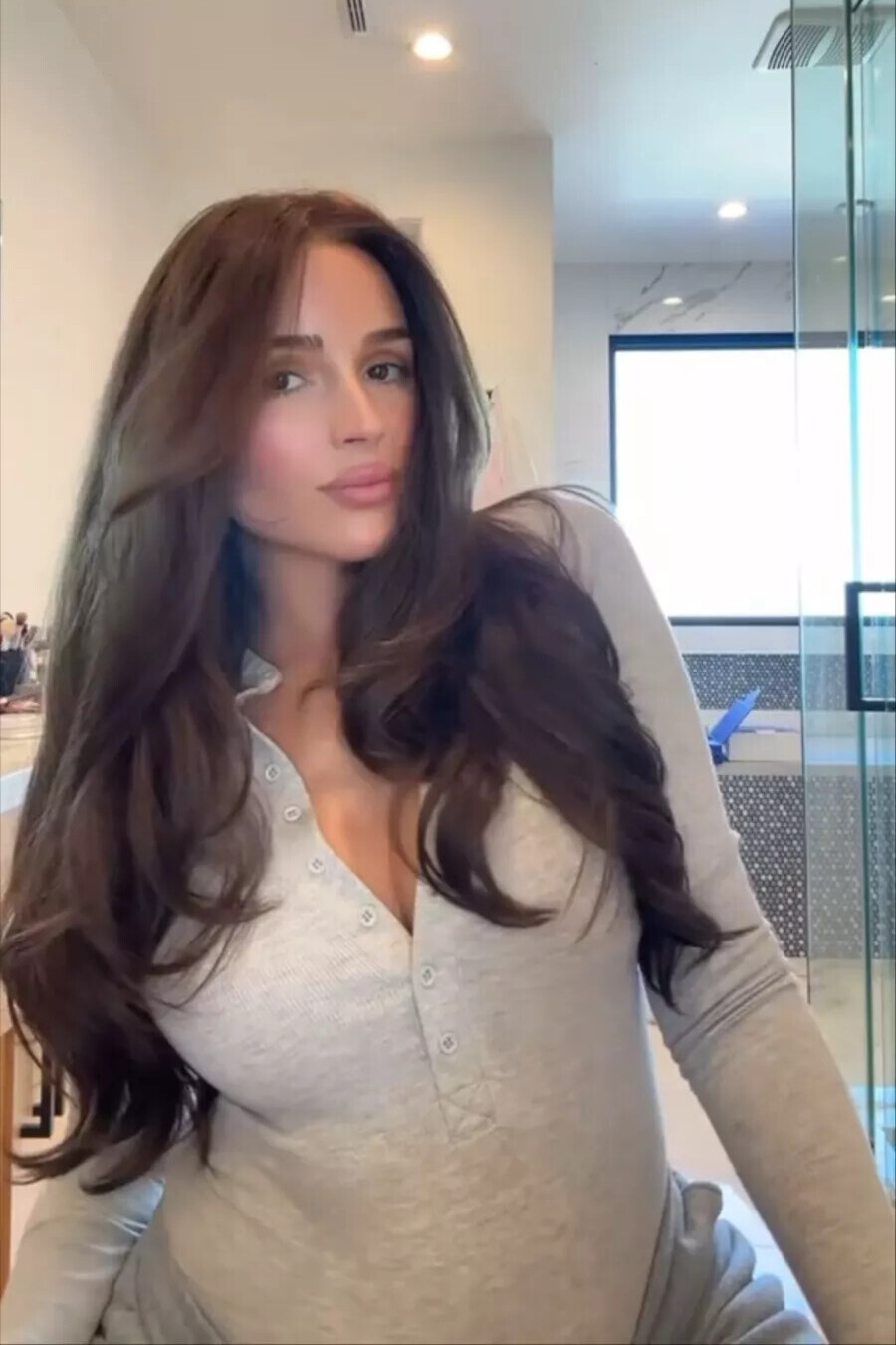 Olivia Culpo Tiktok March 26, 2025