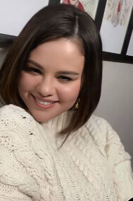 Selena Gomez Backstage at Snl November 13, 2021