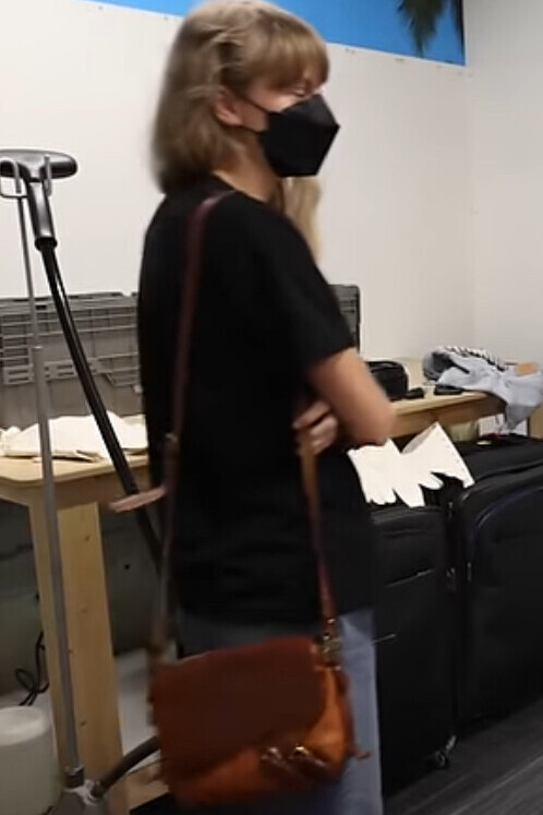 Taylor Swift Bejeweled Music Video Behind the Scenes December 13, 2024