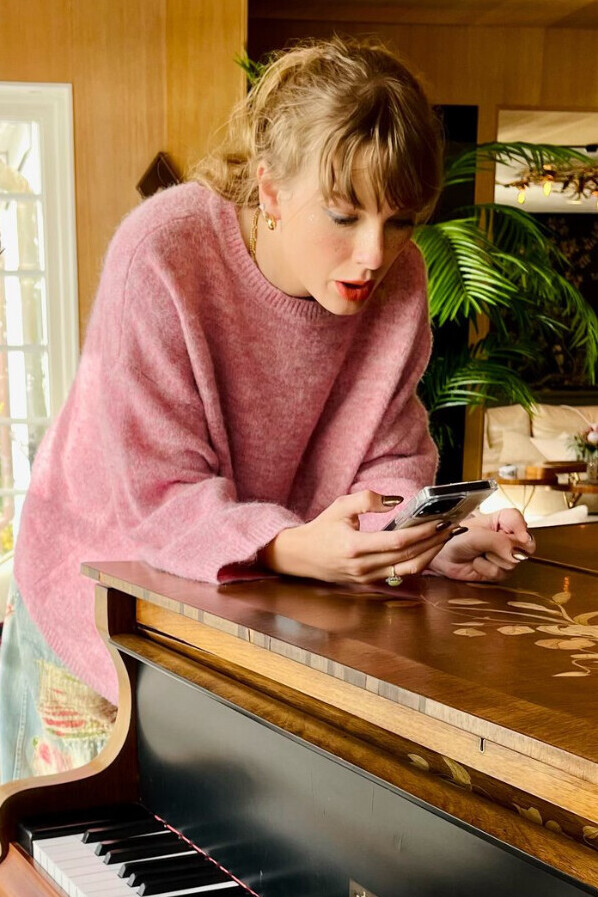 Taylor Swift Instagram October 6, 2025