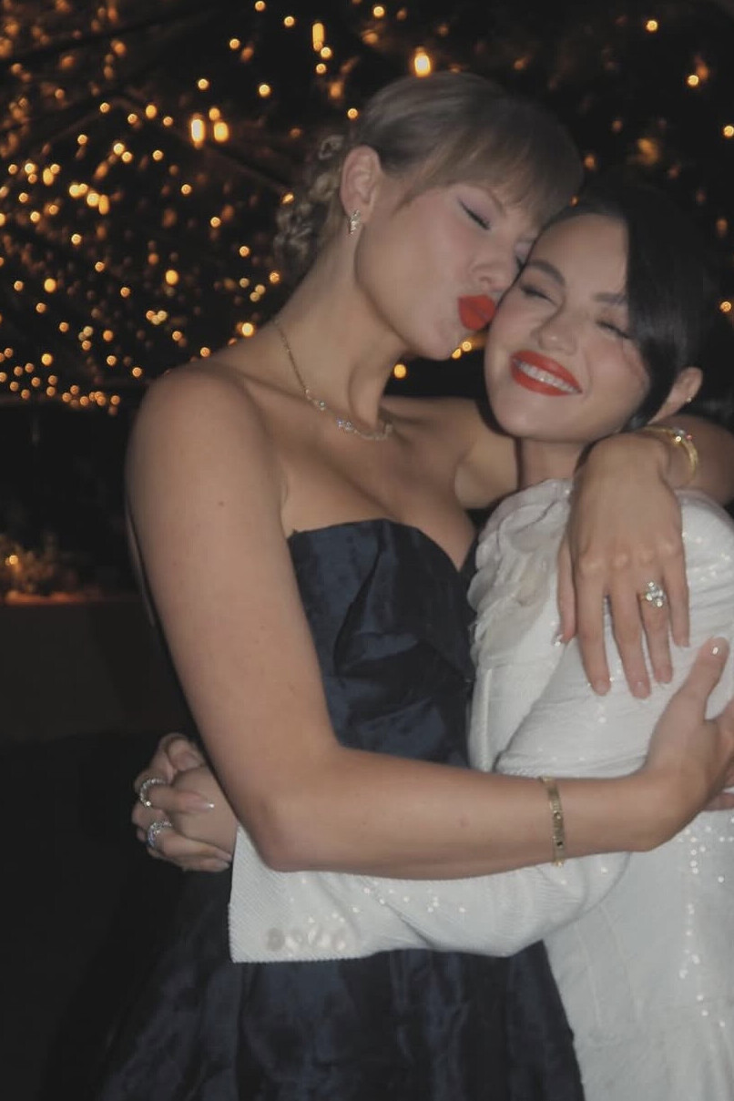 Taylor Swift Selena Gomez & Benny Blancos Wedding September 27, 2025