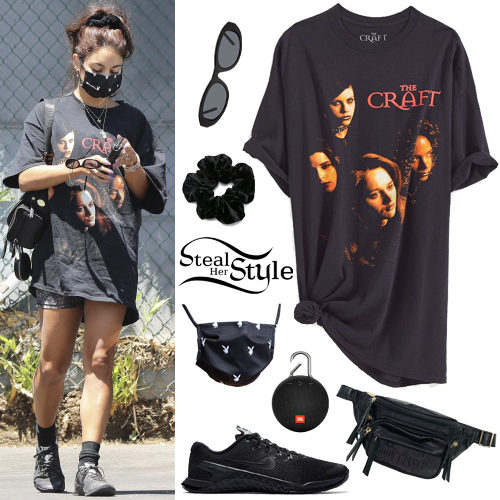 The Craft Tee, Black Sneakers